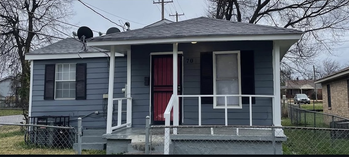 Property main image